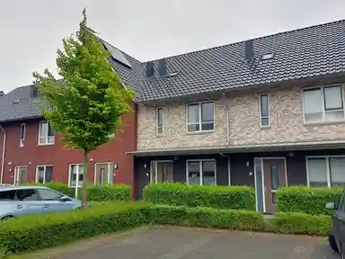 120m2 house to rent for 1474€/month in Surastraat, Huissen