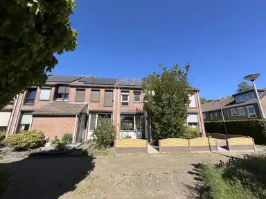 100m2 house to rent for 1350€/month in Pierre Zeijenstraat 4, Kerkrade
