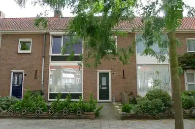104m2 house to rent for 1316€/month in Busonilaan, Eindhoven