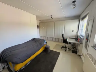 20m2 Chambre à louer pour 825€/mois à Multatuliweg, Almere
