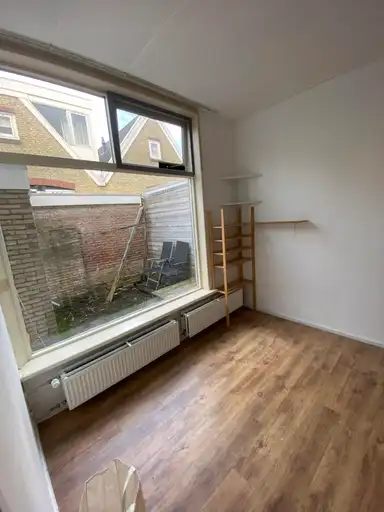 12m2 Chambre à louer pour 350€/mois à 2e Rembrandtdwarsstraat, Leeuwarden
