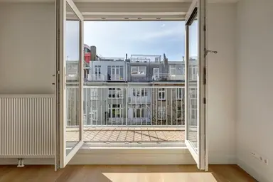 53m2 Appartamento in affitto per 2450€/mese a Eerste Helmersstraat 9-3, Amsterdam