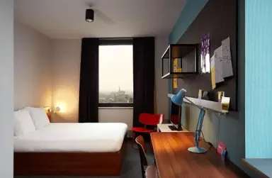 18m2 Chambre à louer pour 1666€/mois à Stationsweg, Eindhoven