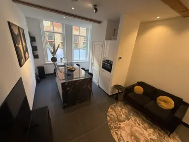 60m2 Wohnung zur Miete für 2500€/Monat in Beschuitsteeg, Leiden