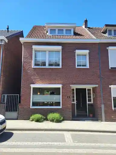 138m2 Haus zur Miete für 1625€/Monat in Kloosterkoolhof 9, Heerlen