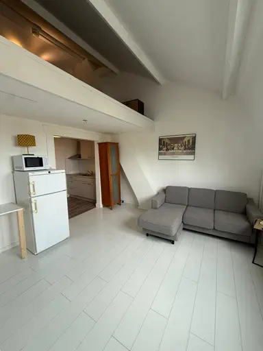 38m2 studio te huur voor 814€/maand in Steenweg, Sittard