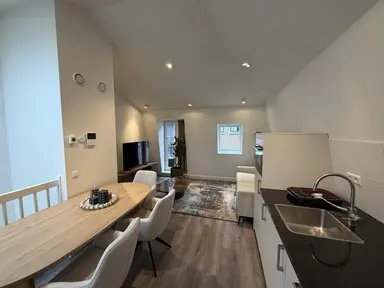 60m2 Flat zur Miete für 2650€/Monat in Mosterdsteeg, Leiden