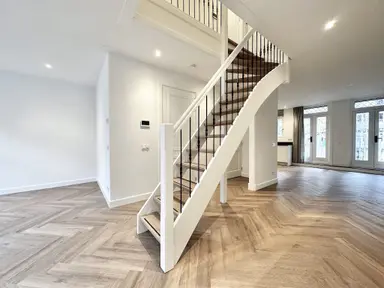 125m2 flat to rent for 3550€/month in Eerste Helmersstraat 2, Amsterdam
