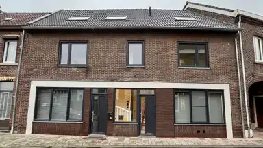 145m2 Appartamento in affitto per 1550€/mese a Vliegenstraat 21a, Bunde