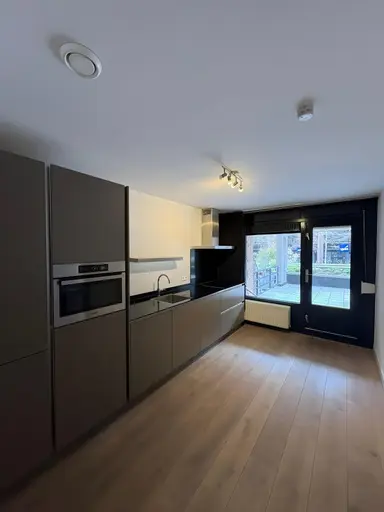 100m2 Wohnung zur Miete für 1900€/Monat in Mignot en De Blockplein, Eindhoven