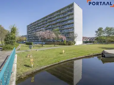 84m2 flat to rent for 1142€/month in Merendonk, Leiden