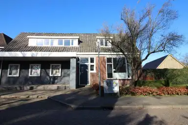 150m2 house to rent for 1500€/month in Douwelaan 930-35, Oentsjerk