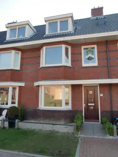 136m2 house to rent for 1775€/month in Jaap ter Haarsingel 36, Berkel en Rodenrijs