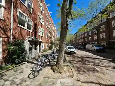 77m2 flat to rent for 2250€/month in Roerstraat, Amsterdam