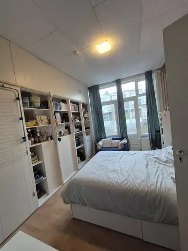 16m2 Kamer te huur voor 625€/maand in Valkenboslaan, The Hague