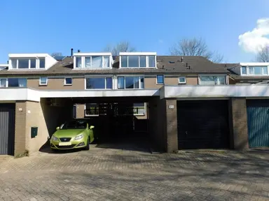 140m2 house to rent for 3150€/month in Geddingmoor, Nieuw-Vennep