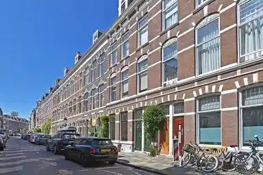 147m2 apartment to rent for 3000€/month in Obrechtstraat 139, The Hague
