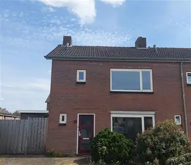 60m2 house to rent for 772.02€/month in Christinastraat 20, Gendt