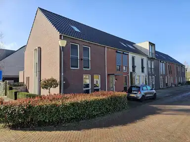 141m2 Casa in affitto per 2195€/mese a Martien Coppensstraat, Waalwijk