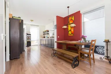 149m2 maison à louer pour 2750€/mois à Vigelandstraat 5, The Hague