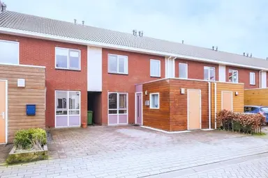140μ² μονοκατοικία προς ενοικίαση για 1395€/μήνα σε De Rijd 35, Leeuwarden