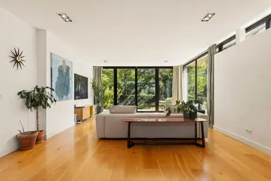 250μ² μονοκατοικία προς ενοικίαση για 7500€/μήνα σε Kringloop, Amstelveen