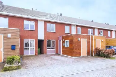 140m2 Haus zur Miete für 1395€/Monat in De Rijd, Leeuwarden