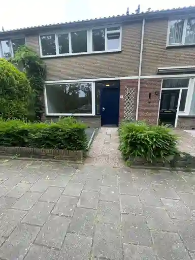 118m2 huis te huur voor 1625€/maand in Kardinaal de Jongsingel, 's-Hertogenbosch