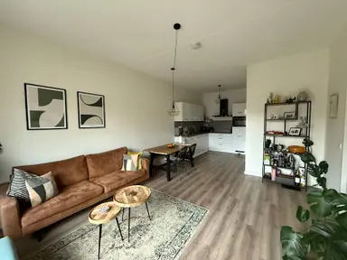 63m2 apartment to rent for 3900€/month in Danzigerkade 175, Amsterdam