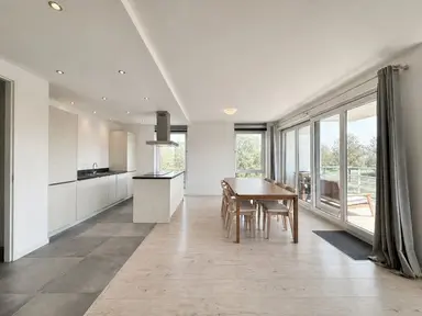 111m2 flat te huur voor 2900€/maand in Zilverschoonlaan 75, Amstelveen