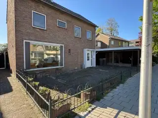 136m2 house to rent for 1995€/month in Kerkstraat, Enschede