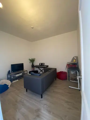 36m2 studio à louer pour 540€/mois à Loosduinseweg 1019, The Hague