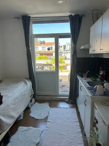 13m2 room to rent for 472€/month in Morsweg 21B, Leiden