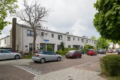58m2 Haus zur Miete für 946.07€/Monat in Meidoornlaan 17, Delft