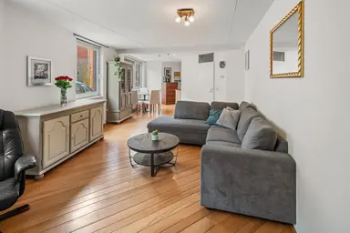 92m2 Appartement à louer pour 1400€/mois à Damstraat, Roosendaal