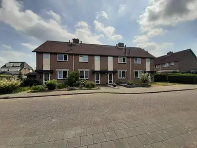 115m2 Casa in affitto per 1050€/mese a Strengsche Veld 9, Achter-Drempt