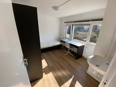 12m2 Zimmer zur Miete für 575€/Monat in Schietbaanweg, Enschede