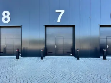 150m2 apartment to rent for 1375€/month in Raadsheerenhoek 6a-8, Zuidland