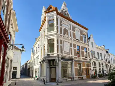 50m2 studio à louer pour 1810€/mois à Vleeshouwerstraat, Deventer