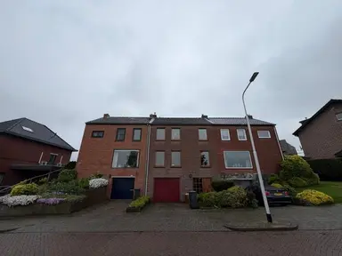 226m2 house to rent for 1275€/month in Vinkerstraat 105, Kerkrade