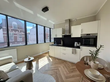 35m2 studio à louer pour 1595€/mois à Van Speijkstraat 47, The Hague