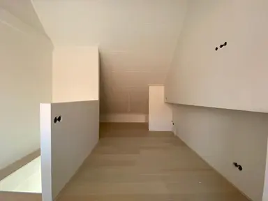 0m2 studio à louer pour 1050€/mois à Kerkweg 15a, Zuidland
