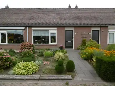 0m2 house to rent for 690.78€/month in Zeebodemstraat 40, Ens