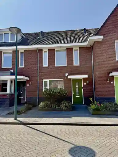 110m2 Casa in affitto per 1800€/mese a Wielewaalstraat 9, Dongen