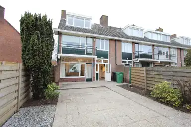 120m2 Casa in affitto per 3000€/mese a Doctor Plesmansingel 8, Amstelveen