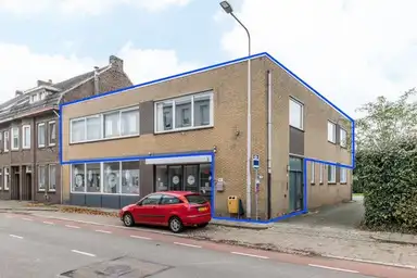 148m2 Appartement à louer pour 1200€/mois à Schaesbergerstraat 75A, Kerkrade