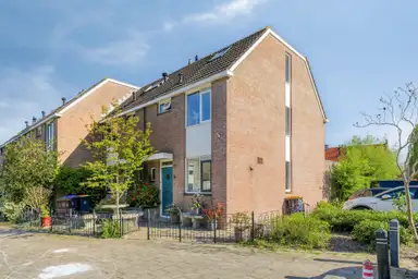 118m2 house to rent for 2495€/month in Looijersdijk 553621, Breukelen