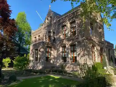 160m2 Appartement à louer pour 2700€/mois à Stalbergweg 1, Venlo
