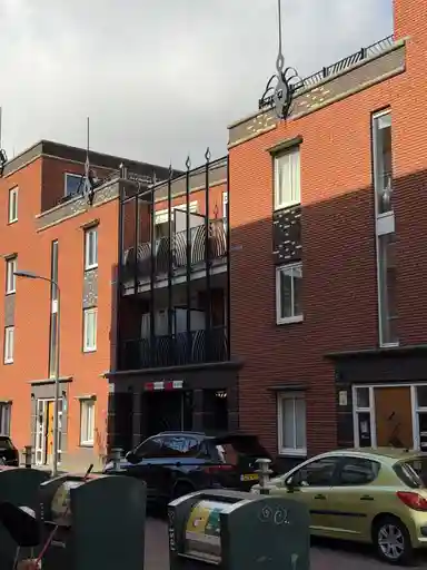 150m2 house to rent for 3000€/month in Graskopstraat, The Hague