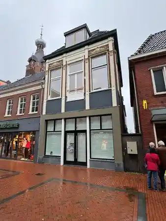 90m2 apartment to rent for 1350€/month in Langestraat 7A, Winschoten